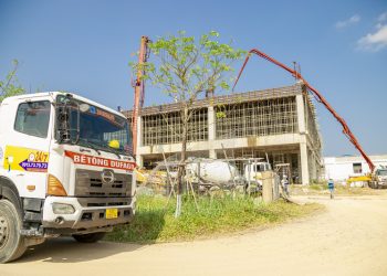 Đổ bê tông thương phẩm cho dự án Golden Hills City